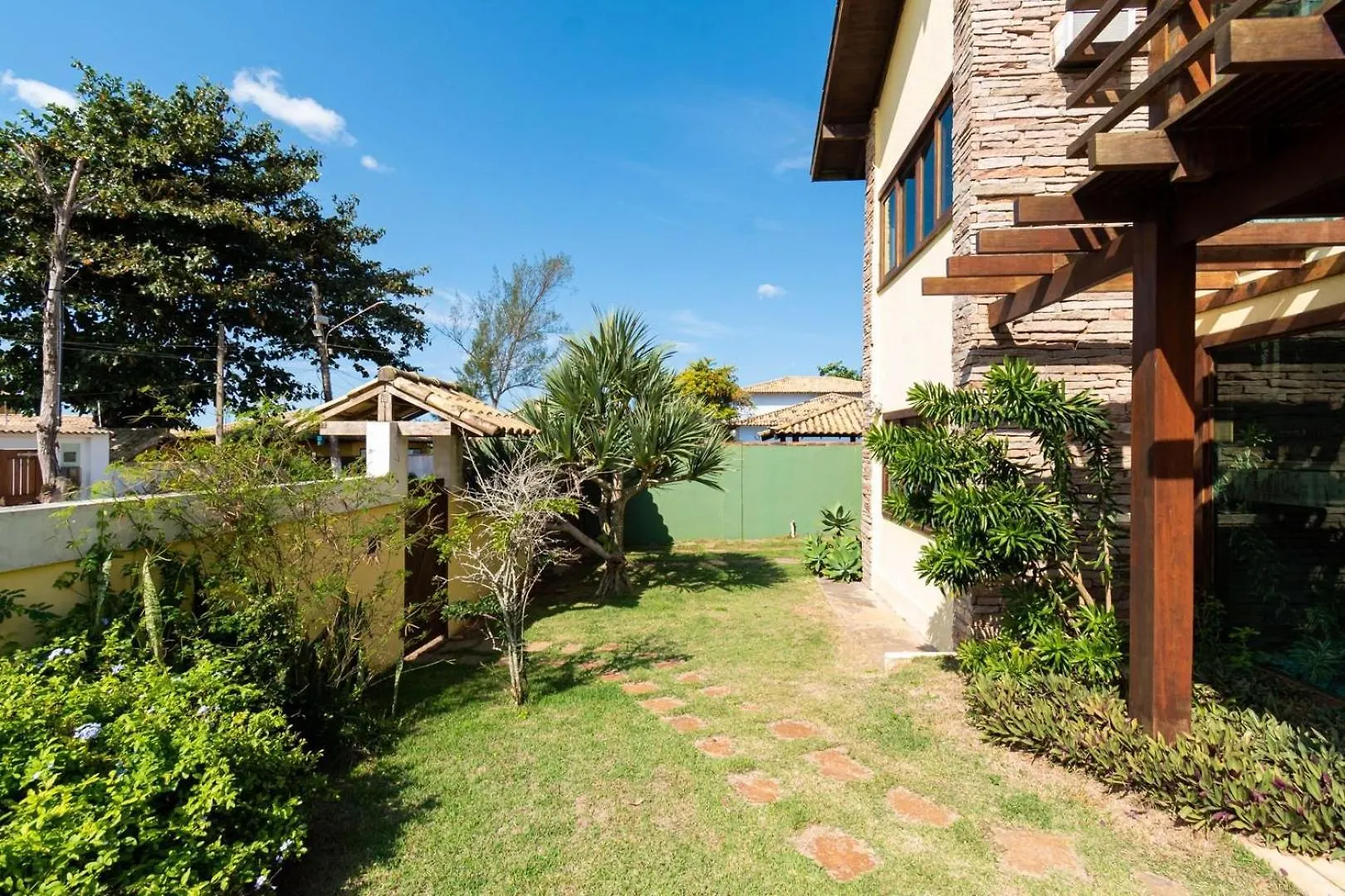 Búzios 4 Suites + Piscina E Churrasqueira | 3 Irmaos בית נופש